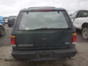 ✅ 1997 Ford Explorer • VIN: 1FMCU24E5VUB71602 • Lot: 87081674. Wystawiony na Copart z przebiegiem 193 534 mil. Bezpłatny archiwum sprzedaży aukcyjnych z USA i szczegółowy raport historii pojazdu na DreamBid. Zdjęcie 6.