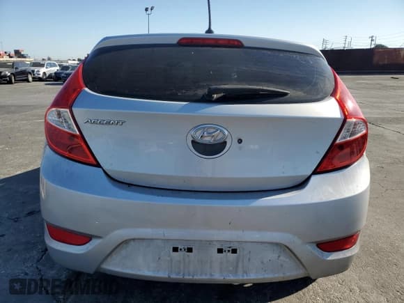 ✅ 2015 Hyundai Accent GS • VIN: KMHCT5AEXFU219525 • Лот: 72790004. Опубликован ранее на Copart с пробегом 100 015 миль. Бесплатный доступ к архиву аукционных продаж из США и подробный отчёт об истории автомобиля на DreamBid. Изображение 6.