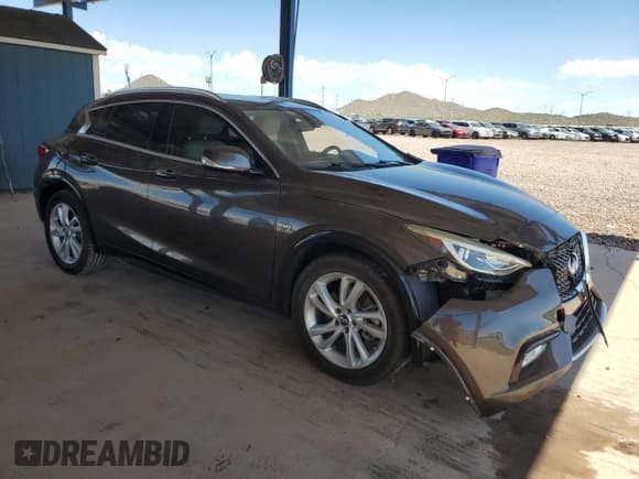 ✅ 2018 Infiniti QX30 Premium • VIN: SJKCH5CP7JA044369 • Лот: 80910165. Опубликован ранее на Copart с пробегом 71 778 миль. Бесплатный доступ к архиву аукционных продаж из США и подробный отчёт об истории автомобиля на DreamBid. Изображение 4.