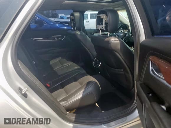 ✅ 2013 Cadillac XTS Luxury • VIN: 2G61P5S30D9122912 • Lot: 56970895. Listed on Copart with 189,310 mi. Free auction sales archive from the USA and detailed vehicle history report at DreamBid. Image 10.