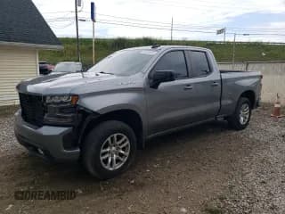 ✅ 2020 Chevrolet Silverado 1500 RST • VIN: 1GCRYEEDXLZ303621 • Lot: 68795454. Wystawiony na Copart z przebiegiem 53 256 mil. Bezpłatny archiwum sprzedaży aukcyjnych z USA i szczegółowy raport historii pojazdu na DreamBid. Zdjęcie 1.