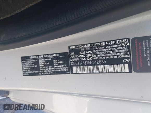 ✅ 2005 Mercedes-Benz CLK 500 • VIN: WDBTJ75J35F142835 • Lot: 41836593. Listed on IAAI with Not provided. Free auction sales archive from the USA and detailed vehicle history report at DreamBid. Image 9.