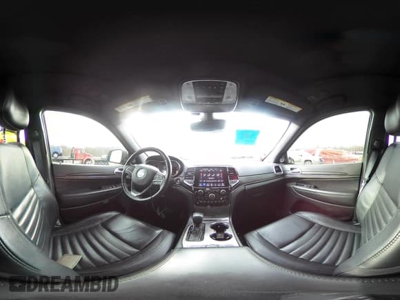 ✅ 2021 Jeep Grand Cherokee Limited • VIN: 1C4RJFBG6MC672988 • Lot: 41353583. Wystawiony na IAAI z przebiegiem 34 370 mil. Bezpłatny archiwum sprzedaży aukcyjnych z USA i szczegółowy raport historii pojazdu na DreamBid. Zdjęcie 18.