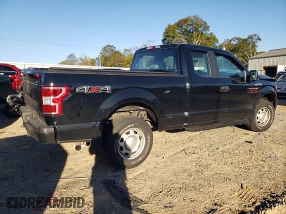✅ 2018 Ford F-150 XL • VIN: 1FTFX1E5XJKE90534 • Lot: 86692535. Listed on Copart with 23,552 mi. Free auction sales archive from the USA and detailed vehicle history report at DreamBid. Image 3.
