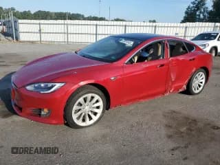 ✅ 2017 Tesla Model S 60 • VIN: 5YJSA1E13HF176437 • Lot: 69819345. Wystawiony na Copart z przebiegiem 116 913 mil. Bezpłatny archiwum sprzedaży aukcyjnych z USA i szczegółowy raport historii pojazdu na DreamBid. Zdjęcie 1.