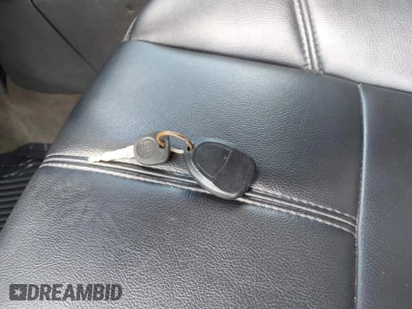 ✅ 2007 Chevrolet Avalanche 2LT • VIN: 3GNEK12397G100365 • Lot: 43215860. Listed on IAAI with 197,240 mi. Free auction sales archive from the USA and detailed vehicle history report at DreamBid. Image 11.