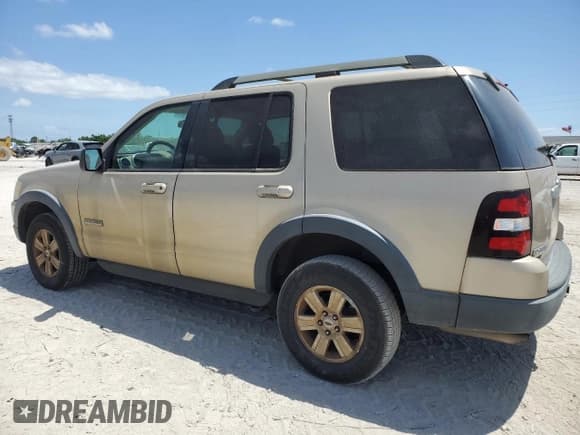✅ 2007 Ford Explorer XLT • VIN: 1FMEU63E57UA67552 • Lot: 55170325. Listed on Copart with 158,822 mi. Free auction sales archive from the USA and detailed vehicle history report at DreamBid. Image 2.