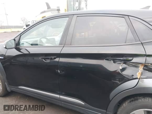 2019 Hyundai Kona Limited z VIN KM8K33AG7KU029175, wystawiony jako IAAI lot #41158975 z przebiegiem 114 950 mil mil oraz . Historia ofert i sprzedaży dostępna na DreamBid. Obrazek 14.