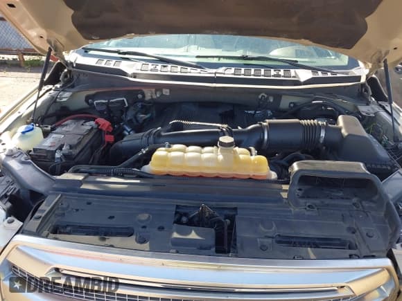 ✅ 2017 Ford F-150 XL • VIN: 1FTEW1EG1HFC20482 • Лот: 42520241. Опубликован ранее на IAAI с пробегом 92 258 миль. Бесплатный доступ к архиву аукционных продаж из США и подробный отчёт об истории автомобиля на DreamBid. Изображение 10.