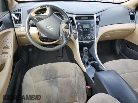 ✅ 2011 Hyundai Sonata GLS • VIN: 5NPEB4AC0BH273557 • Lot: 71782744. Wystawiony na Copart z przebiegiem Nie podano. Bezpłatny archiwum sprzedaży aukcyjnych z USA i szczegółowy raport historii pojazdu na DreamBid. Zdjęcie 8.