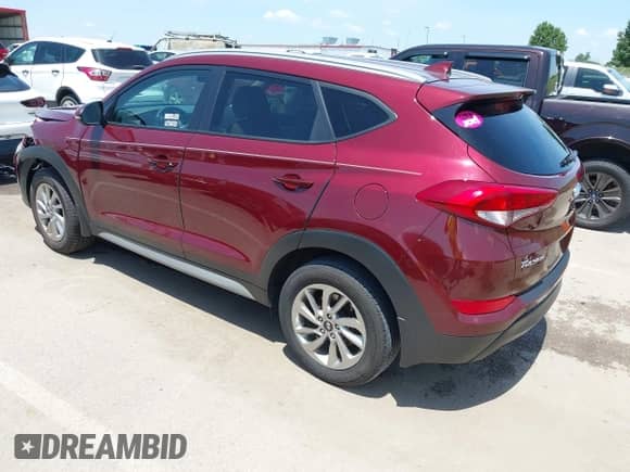2017 Hyundai Tucson SE Plus z VIN KM8J33A46HU433272, wystawiony jako IAAI lot #42660030 z przebiegiem 58 517 mil mil oraz . Historia ofert i sprzedaży dostępna na DreamBid. Obrazek 3.