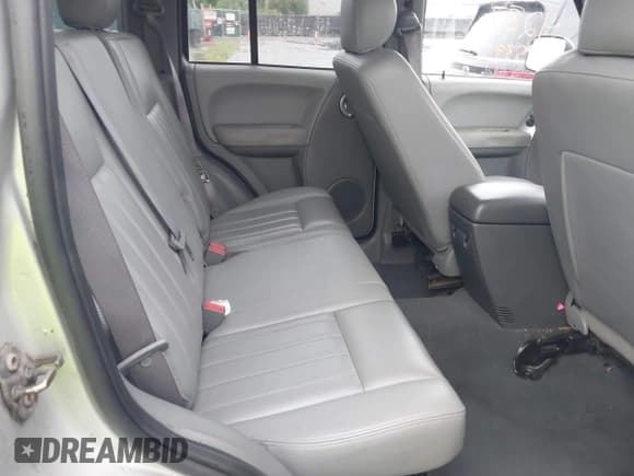 ✅ 2007 Jeep Liberty Limited • VIN: 1J4GL58K17W626957 • Lot: 42878539. Listed on IAAI with 135,952 mi. Free auction sales archive from the USA and detailed vehicle history report at DreamBid. Image 8.