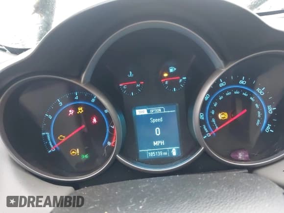 ✅ 2013 Chevrolet Cruze LS • VIN: 1G1PA5SG5D7293757 • Lot: 43527179. Listed on IAAI with 185,139 mi. Free auction sales archive from the USA and detailed vehicle history report at DreamBid. Image 7.