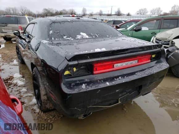 ✅ 2010 Dodge Challenger R/T Classic • VIN: 2B3CJ5DT5AH282338 • Lot: 52300954. Wystawiony na Copart z przebiegiem 98 796 mil. Bezpłatny archiwum sprzedaży aukcyjnych z USA i szczegółowy raport historii pojazdu na DreamBid. Zdjęcie 2.