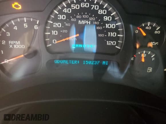 ✅ 2005 Chevrolet Tahoe LS • VIN: 1GNEC13V75R232891 • Lot: 80759555. Listed on Copart with 150,237 mi. Free auction sales archive from the USA and detailed vehicle history report at DreamBid. Image 9.