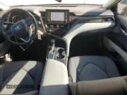 ✅ 2022 Toyota Camry LE • VIN: 4T1C11AK9NU019917 • Lot: 90651385. Listed on Copart with 43,621 mi. Free auction sales archive from the USA and detailed vehicle history report at DreamBid. Image 8.