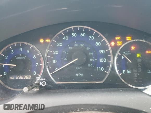 ✅ 2009 Toyota Sienna XLE • VIN: 5TDZK22C19S258526 • Лот: 84947595. Опубликован ранее на Copart с пробегом 236 383 миль. Бесплатный доступ к архиву аукционных продаж из США и подробный отчёт об истории автомобиля на DreamBid. Изображение 9.