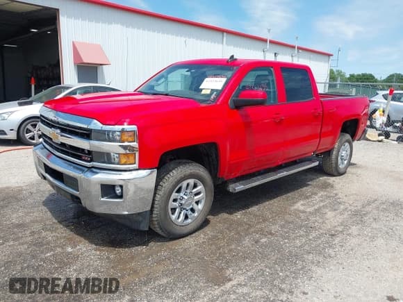 ✅ 2019 Chevrolet Silverado 2500HD LT • VIN: 1GC1KSEGXKF177039 • Лот: 42323635. Опубликован ранее на IAAI с пробегом 155 335 миль. Бесплатный доступ к архиву аукционных продаж из США и подробный отчёт об истории автомобиля на DreamBid. Изображение 17.