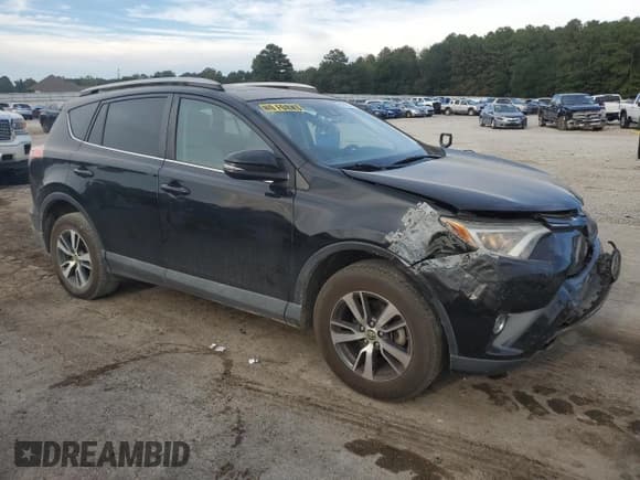 ✅ 2018 Toyota RAV4 XLE • VIN: 2T3WFREV3JW409933 • Lot: 81956575. Listed on Copart with 155,094 mi. Free auction sales archive from the USA and detailed vehicle history report at DreamBid. Image 4.
