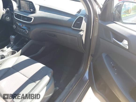 ✅ 2020 Hyundai Tucson SE • VIN: KM8J2CA45LU138756 • Лот: 43319834. Опубликован ранее на IAAI с пробегом 71 766 миль. Бесплатный доступ к архиву аукционных продаж из США и подробный отчёт об истории автомобиля на DreamBid. Изображение 5.