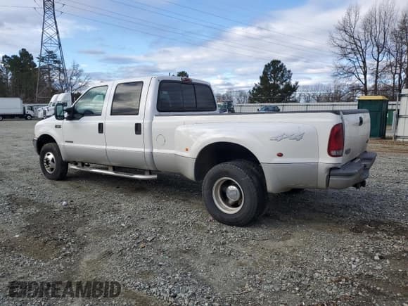 ✅ 2002 Ford F-350 XL • VIN: 1FTWW33F52EC74908 • Лот: 47196805. Опубликован ранее на Copart с пробегом 199 417 миль. Бесплатный доступ к архиву аукционных продаж из США и подробный отчёт об истории автомобиля на DreamBid. Изображение 2.