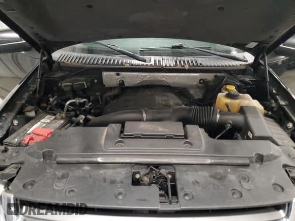 ✅ 2016 Ford Expedition Max Limited • VIN: 1FMJK2AT0GEF07010 • Lot: 86834815. Wystawiony na Copart z przebiegiem 168 306 mil. Bezpłatny archiwum sprzedaży aukcyjnych z USA i szczegółowy raport historii pojazdu na DreamBid. Zdjęcie 12.