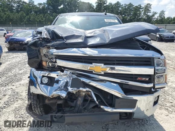 ✅ 2015 Chevrolet Silverado 1500 • VIN: 1GC2CWEG8FZ556585 • Лот: 63701795. Опубликован ранее на Copart с пробегом 126 164 миль. Бесплатный доступ к архиву аукционных продаж из США и подробный отчёт об истории автомобиля на DreamBid. Изображение 5.