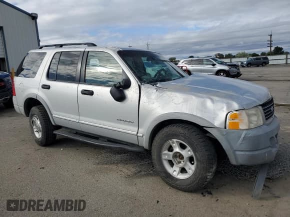 ✅ 2002 Ford Explorer XLS • VIN: 1FMZU72E02UA28983 • Лот: 56871915. Опубликован ранее на Copart с пробегом Не указан. Бесплатный доступ к архиву аукционных продаж из США и подробный отчёт об истории автомобиля на DreamBid. Изображение 4.