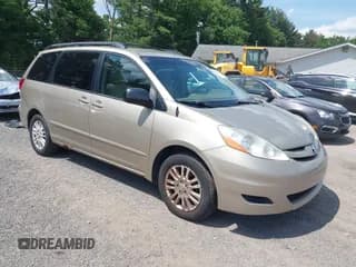 ✅ 2009 Toyota Sienna LE • VIN: 5TDBK23C29S027795 • Lot: 42600815. Listed on IAAI with 199,355 mi. Free auction sales archive from the USA and detailed vehicle history report at DreamBid. Image 1.