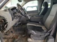 ✅ 2008 Chevrolet Silverado 2500HD Work Truck • VIN: 1GCHK29K18E116738 • Лот: 72018075. Опубликован ранее на Copart с пробегом 185 031 миль. Бесплатный доступ к архиву аукционных продаж из США и подробный отчёт об истории автомобиля на DreamBid. Изображение 7.