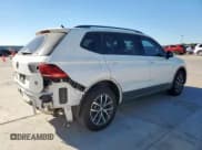 ✅ 2021 Volkswagen Tiguan S • VIN: 3VV1B7AX2MM000492 • Lot: 90380955. Wystawiony na Copart z przebiegiem 45 670 mil. Bezpłatny archiwum sprzedaży aukcyjnych z USA i szczegółowy raport historii pojazdu na DreamBid. Zdjęcie 3.