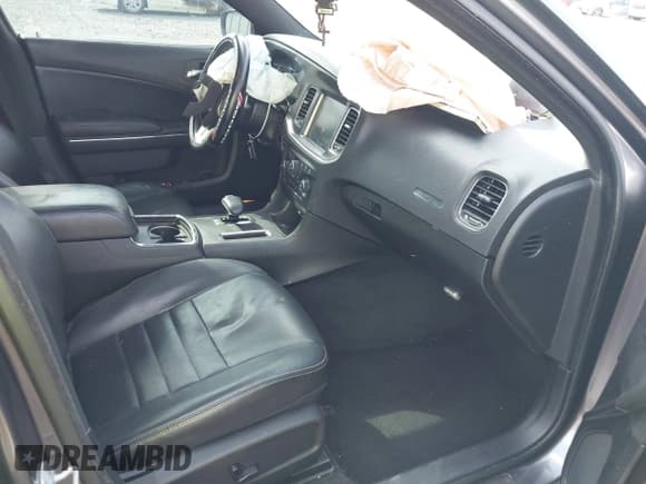 ✅ 2014 Dodge Charger SXT • VIN: 2C3CDXHGXEH199089 • Lot: 42212108. Wystawiony na IAAI z przebiegiem 158 273 mil. Bezpłatny archiwum sprzedaży aukcyjnych z USA i szczegółowy raport historii pojazdu na DreamBid. Zdjęcie 5.