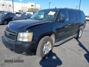 ✅ 2007 Chevrolet Suburban LT • VIN: 3GNFC16077G248080 • Lot: 41289912. Listed on IAAI with 129,622 mi. Free auction sales archive from the USA and detailed vehicle history report at DreamBid. Image 2.