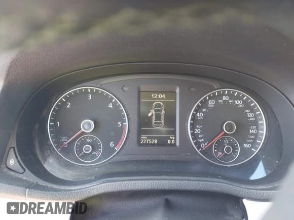 ✅ 2012 Volkswagen Passat SE • VIN: 1VWBN7A3XCC016248 • Lot: 42630358. Listed on IAAI with 227,528 mi. Free auction sales archive from the USA and detailed vehicle history report at DreamBid. Image 7.