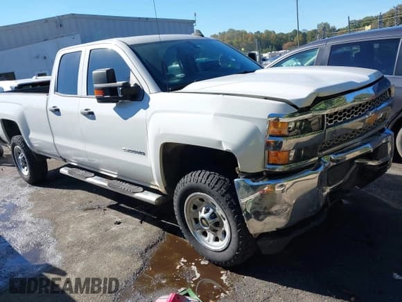 ✅ 2019 Chevrolet Silverado 2500HD Work Truck • VIN: 2GC2KREG0K1140862 • Lot: 43460639. Listed on IAAI with 161,982 mi. Free auction sales archive from the USA and detailed vehicle history report at DreamBid. Image 1.