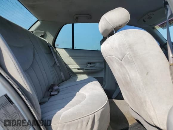 ✅ 1998 Ford Crown Victoria • VIN: 2FAFP73W7WX100837 • Lot: 44752675. Wystawiony na Copart z przebiegiem 305 554 mil. Bezpłatny archiwum sprzedaży aukcyjnych z USA i szczegółowy raport historii pojazdu na DreamBid. Zdjęcie 10.