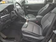 ✅ 2022 Kia Niro S • VIN: KNDCC3LG0N5158802 • Lot: 94054745. Wystawiony na Copart z przebiegiem 125 338 mil. Bezpłatny archiwum sprzedaży aukcyjnych z USA i szczegółowy raport historii pojazdu na DreamBid. Zdjęcie 7.