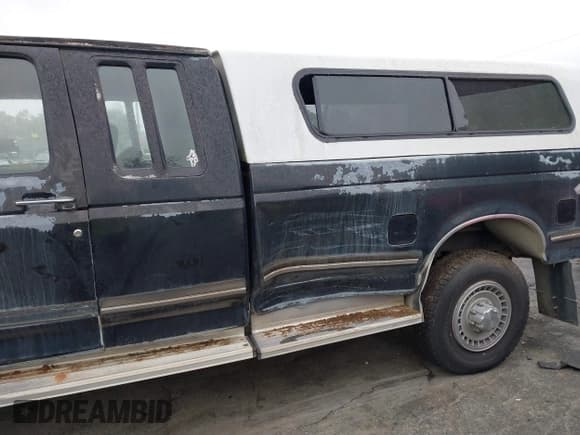 ✅ 1991 Ford F-250 • VIN: 1FTHX26G4MKA00723 • Лот: 43539317. Опубликован ранее на IAAI с пробегом 6 976 миль. Бесплатный доступ к архиву аукционных продаж из США и подробный отчёт об истории автомобиля на DreamBid. Изображение 6.