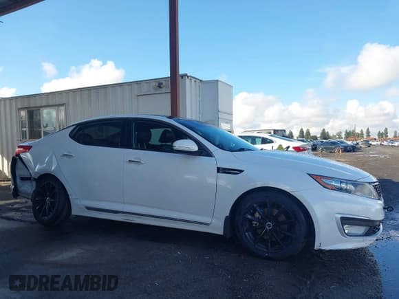 ✅ 2013 Kia Optima EX • VIN: KNAGM4AD2D5053753 • Лот: 43723984. Опубликован ранее на IAAI с пробегом 217 591 миль. Бесплатный доступ к архиву аукционных продаж из США и подробный отчёт об истории автомобиля на DreamBid. Изображение 14.