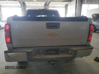 ✅ 2013 Chevrolet Silverado 1500 LT • VIN: 1GCRKSE74DZ262964 • Lot: 71714145. Wystawiony na Copart z przebiegiem 126 231 mil. Bezpłatny archiwum sprzedaży aukcyjnych z USA i szczegółowy raport historii pojazdu na DreamBid. Zdjęcie 6.