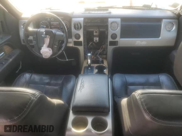 ✅ 2011 Ford F-150 XLT • VIN: 1FTFW1EF4BFC20172 • Лот: 91006605. Опубликован ранее на Copart с пробегом 262 738 миль. Бесплатный доступ к архиву аукционных продаж из США и подробный отчёт об истории автомобиля на DreamBid. Изображение 8.