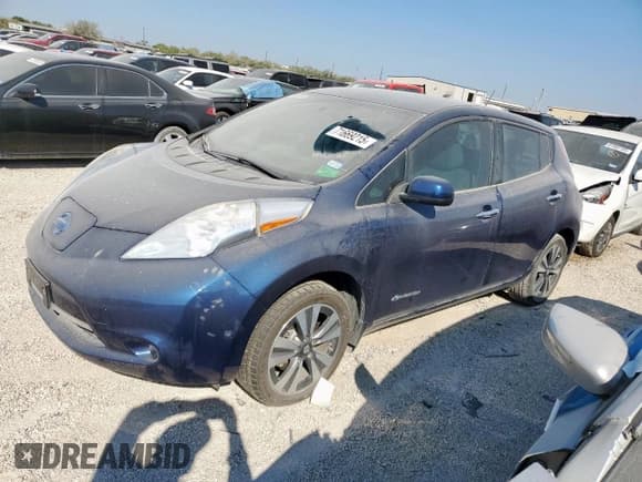 ✅ 2016 Nissan LEAF S • VIN: 1N4BZ0CP6GC304830 • Лот: 71669215. Опубликован ранее на Copart с пробегом 52 704 миль. Бесплатный доступ к архиву аукционных продаж из США и подробный отчёт об истории автомобиля на DreamBid. Изображение 1.