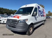 ✅ 2023 Mercedes-Benz Sprinter Cargo • VIN: W1Y4KCHY5PT144607 • Лот: 43822965. Опубликован ранее на IAAI с пробегом 35 700 миль. Бесплатный доступ к архиву аукционных продаж из США и подробный отчёт об истории автомобиля на DreamBid. Изображение 39.