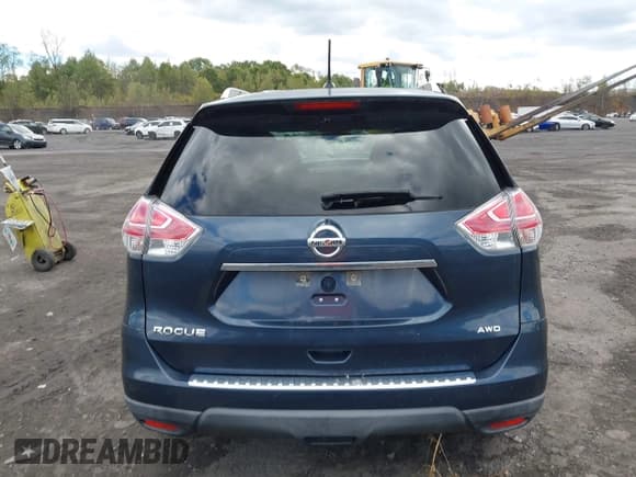 ✅ 2016 Nissan Rogue S • VIN: KNMAT2MV3GP677560 • Лот: 43399738. Опубликован ранее на IAAI с пробегом 105 233 миль. Бесплатный доступ к архиву аукционных продаж из США и подробный отчёт об истории автомобиля на DreamBid. Изображение 16.