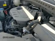 ✅ 2017 Kia Sportage SX Turbo • VIN: KNDPR3A63H7081698 • Lot: 42773699. Wystawiony na IAAI z przebiegiem 130 137 mil. Bezpłatny archiwum sprzedaży aukcyjnych z USA i szczegółowy raport historii pojazdu na DreamBid. Zdjęcie 18.