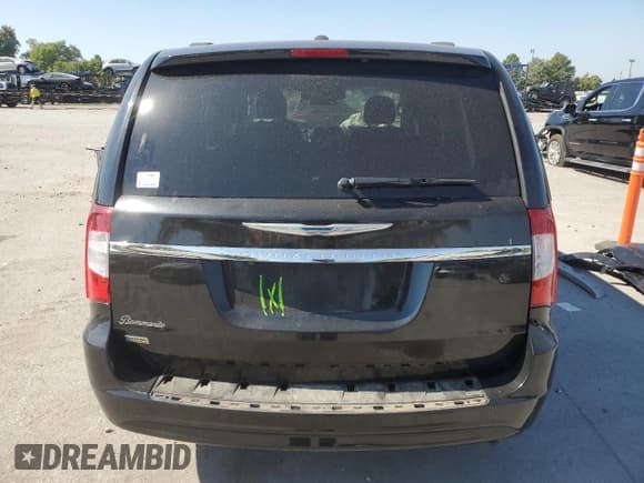 ✅ 2016 Chrysler Town & Country Touring • VIN: 2C4RC1BGXGR301180 • Lot: 80942375. Wystawiony na Copart z przebiegiem Nie podano. Bezpłatny archiwum sprzedaży aukcyjnych z USA i szczegółowy raport historii pojazdu na DreamBid. Zdjęcie 6.