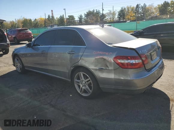 ✅ 2012 Mercedes-Benz E 350 Luxury • VIN: WDDHF8JB9CA559390 • Lot: 89691635. Wystawiony na Copart z przebiegiem 172 149 mil. Bezpłatny archiwum sprzedaży aukcyjnych z USA i szczegółowy raport historii pojazdu na DreamBid. Zdjęcie 2.