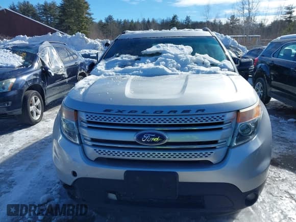 ✅ 2015 Ford Explorer XLT • VIN: 1FM5K8D87FGA59847 • Lot: 41576890. Wystawiony na IAAI z przebiegiem 193 623 mil. Bezpłatny archiwum sprzedaży aukcyjnych z USA i szczegółowy raport historii pojazdu na DreamBid. Zdjęcie 12.