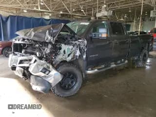 ✅ 2015 Chevrolet Silverado 2500HD LT • VIN: 1GC1KVE81FF527397 • Lot: 51275275. Listed on Copart with 203,323 mi. Free auction sales archive from the USA and detailed vehicle history report at DreamBid. Image 1.