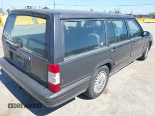 ✅ 1995 Volvo 960 • VIN: YV1KW9614S1026233 • Lot: 42447513. Wystawiony na IAAI z przebiegiem 115 814 mil. Bezpłatny archiwum sprzedaży aukcyjnych z USA i szczegółowy raport historii pojazdu na DreamBid. Zdjęcie 4.